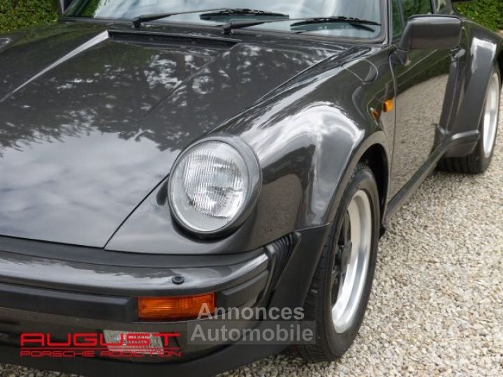 Porsche 930 Turbo 3.3 1989 - 13