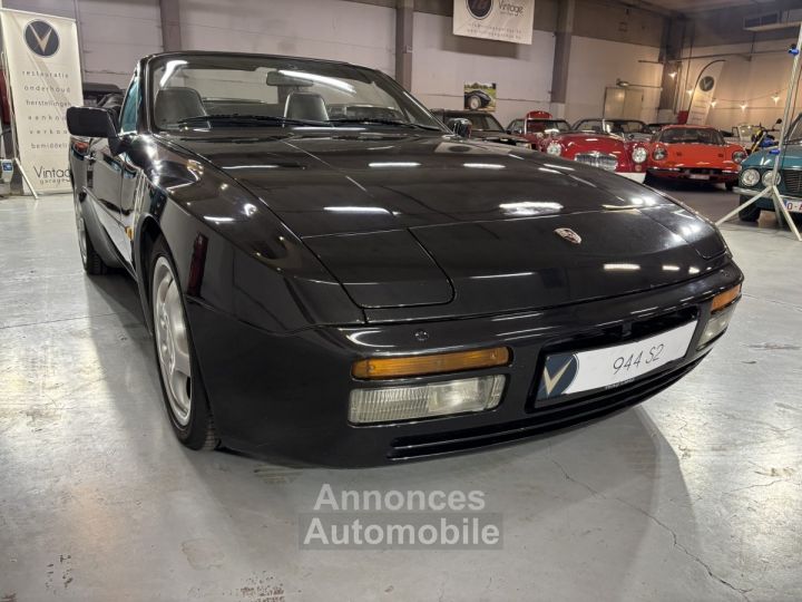 Porsche 944 S2 - 6