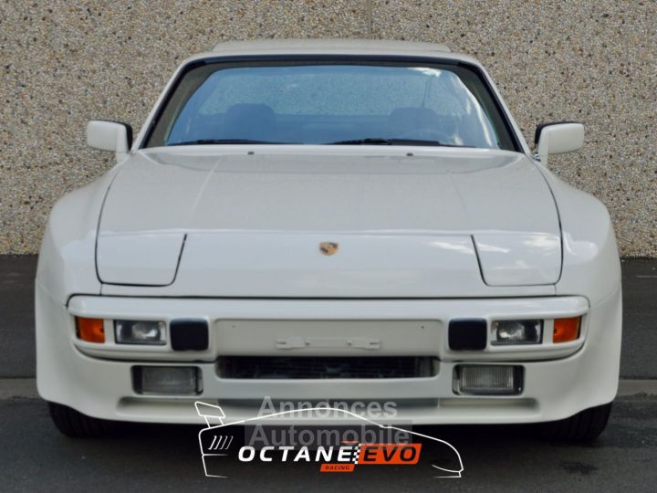 Porsche 944 Targa - 9