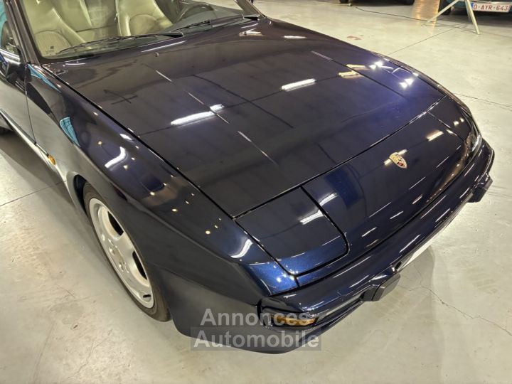 Porsche 944 Targa - 32