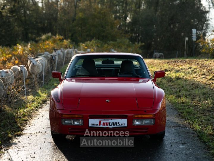 Porsche 944 Turbo - 2