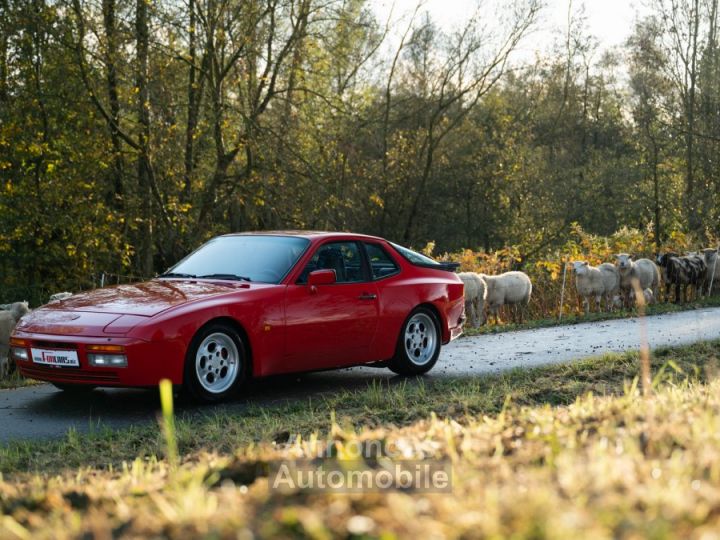 Porsche 944 Turbo - 4