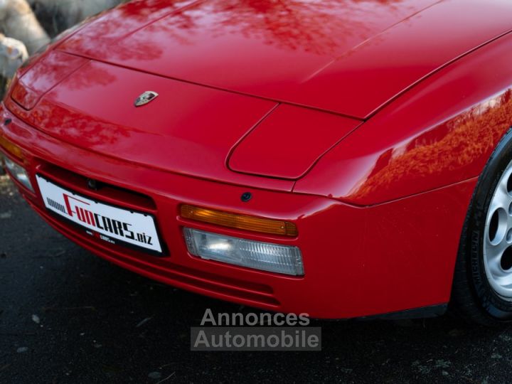 Porsche 944 Turbo - 11