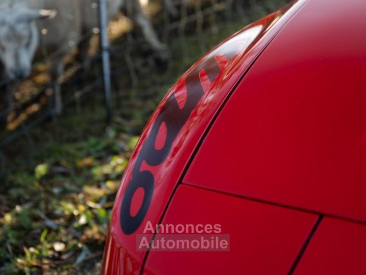 Porsche 944 Turbo - 12