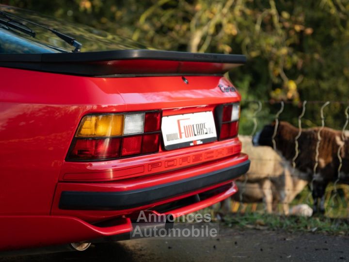 Porsche 944 Turbo - 20