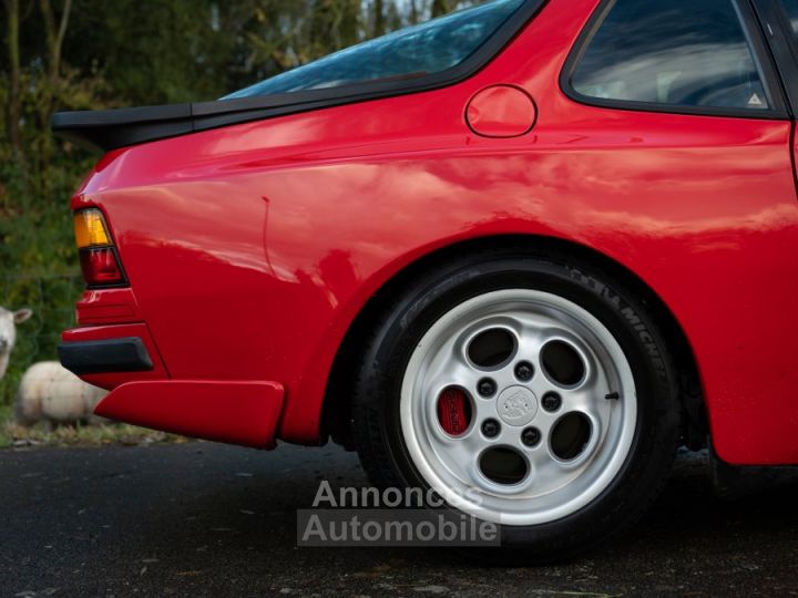 Porsche 944 Turbo - 27