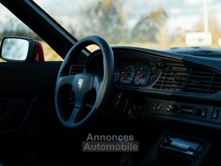 Porsche 944 Turbo - 41