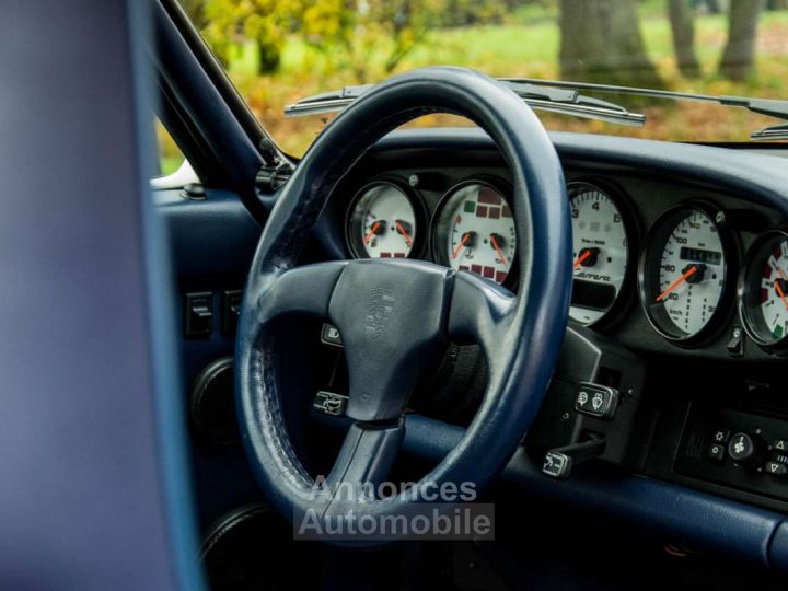 Porsche 964 911 CARRERA - 21