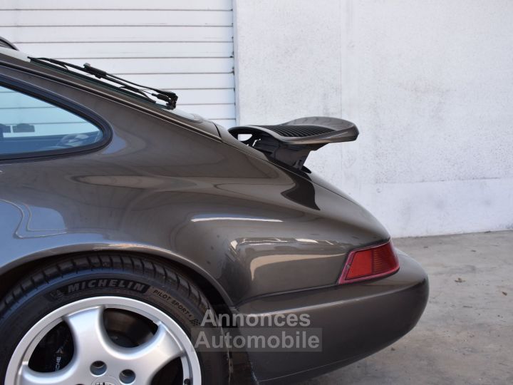 Porsche 964 Carrera 4 - 20