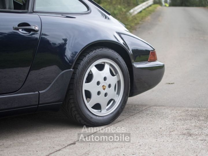 Porsche 964 Carrera 4 - 4