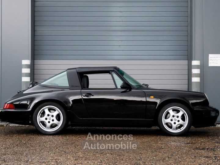 Porsche 964 Targa 4 with only 38.054 km 3600cc 6 cilinder 247 hp - 22