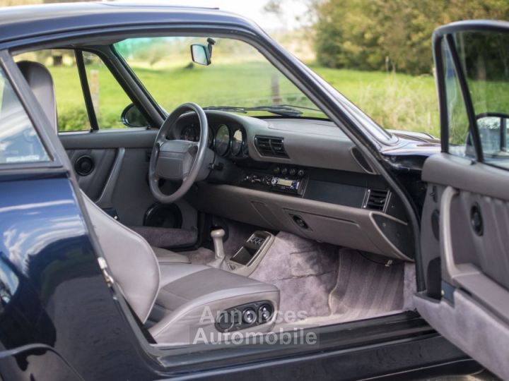 Porsche 964 Turbo - 21