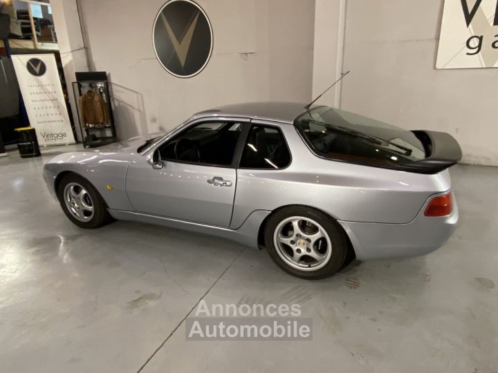 Porsche 968 - 8