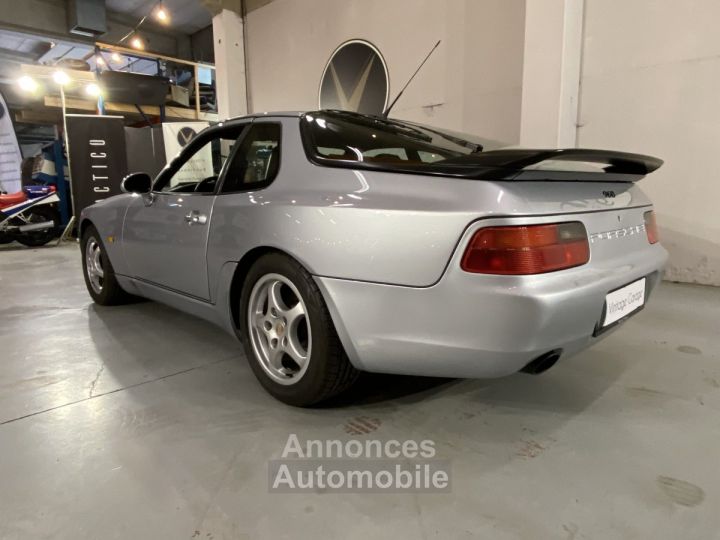 Porsche 968 - 10