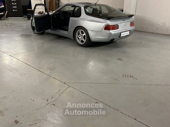 Porsche 968 - 30