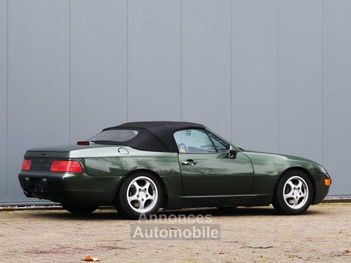 Porsche 968 convertible with manual transmission 3.0L 16-valve inline-four engine 239 HP - 3