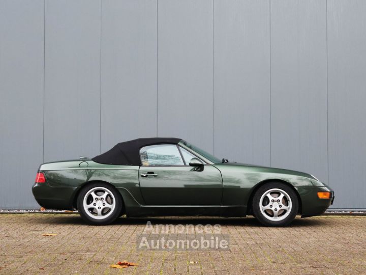 Porsche 968 convertible with manual transmission 3.0L 16-valve inline-four engine 239 HP - 4