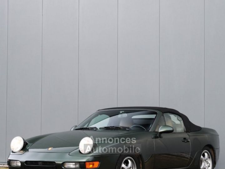 Porsche 968 convertible with manual transmission 3.0L 16-valve inline-four engine 239 HP - 19