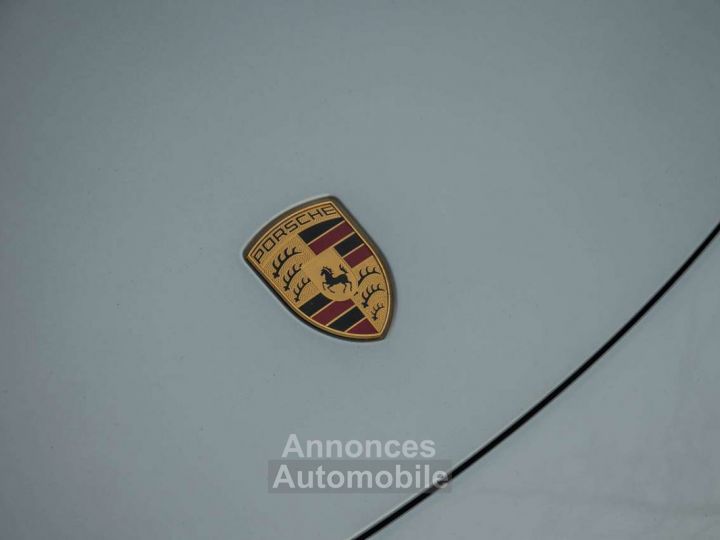 Porsche 991 911 CARRERA 4 GTS - 5