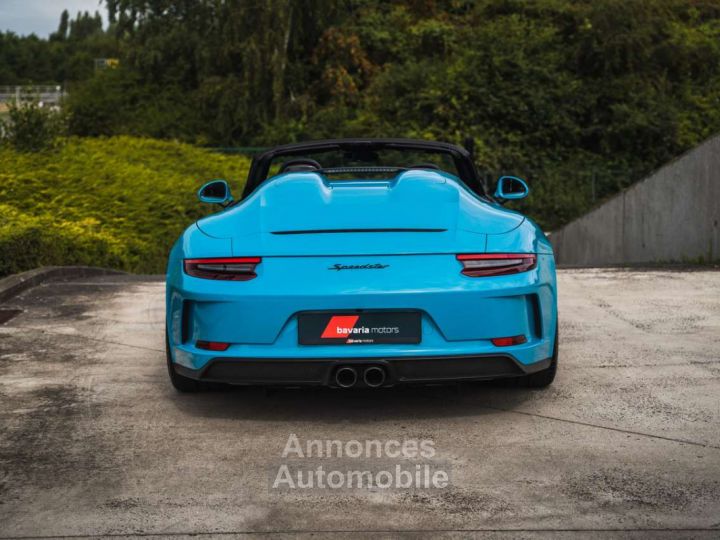 Porsche 991 Speedster PTS Miami Blue PCCB -1 of 1948 - 9