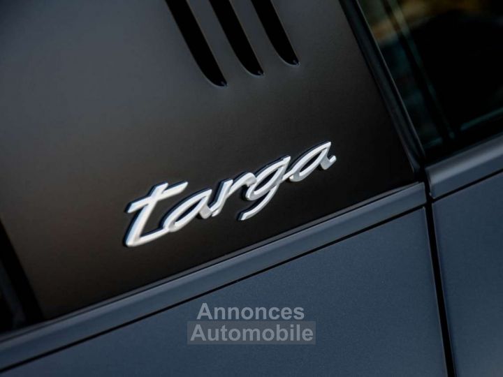 Porsche 992 911 TARGA 4S - 12