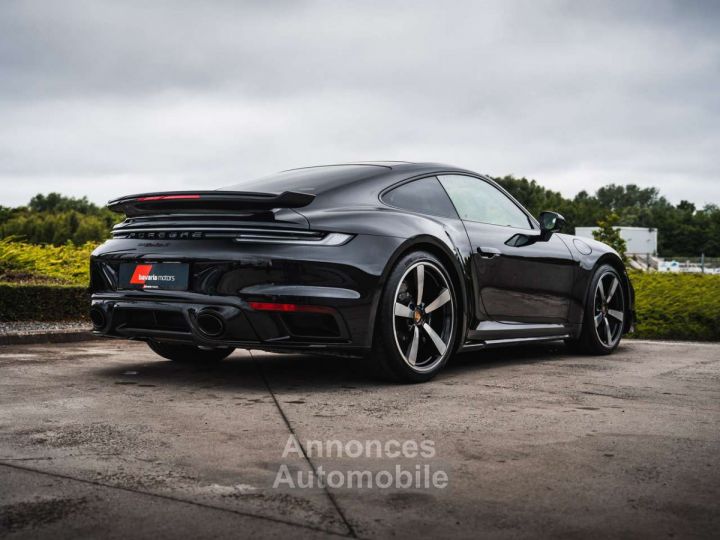 Porsche 992 911 Turbo S Heritage Pack Sport Design Pano - 11