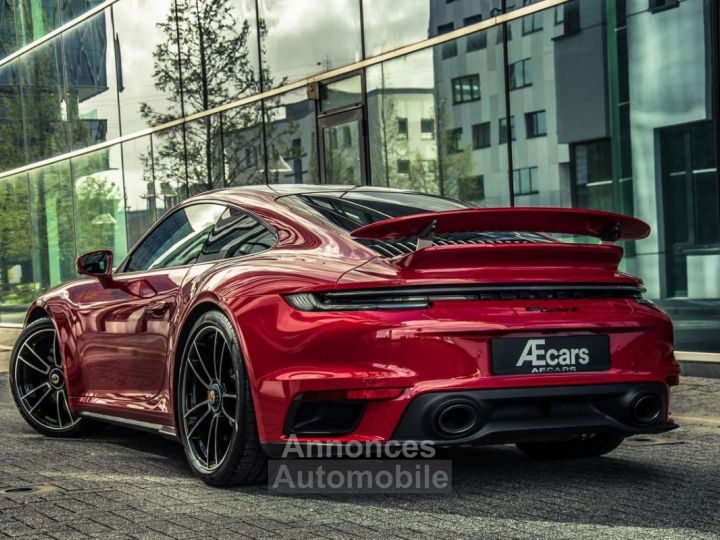 Porsche 992 911TURBO S - 1