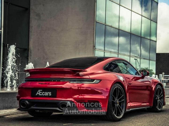 Porsche 992 911TURBO S - 5