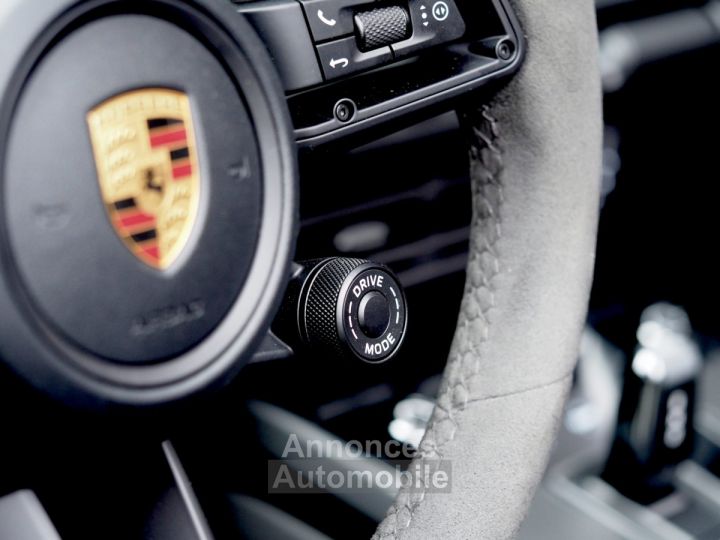 Porsche 992 Carrera 4 GTS PDK Cabriolet - 2022 - 44