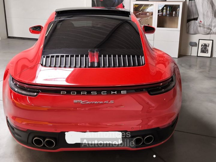 Porsche 992 Carrera 4S - 5