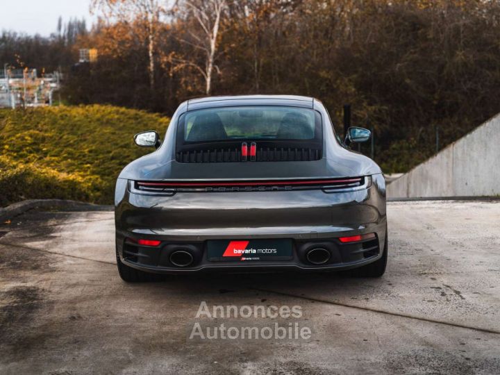 Porsche 992 Carrera Aventurine Green 21 Pano - 7