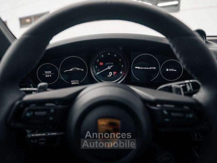 Porsche 992 Carrera GTS Chrono Alcantara Burmester - 11