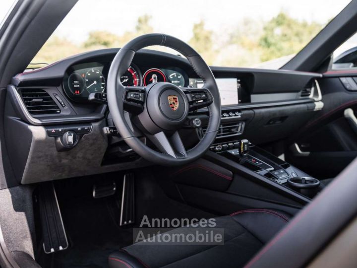 Porsche 992 Carrera GTS Interior BOSE Lift 360° - 11