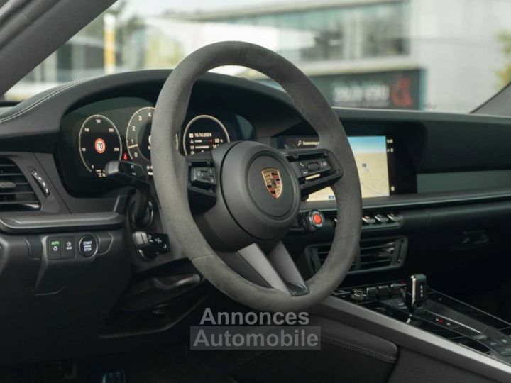 Porsche 992 Facelift Sport Design Chrono Sportexhaust BOSE Keyless - 16