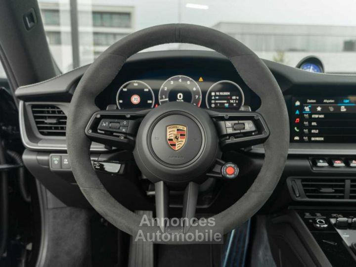 Porsche 992 Facelift Sport Design Chrono Sportexhaust BOSE Keyless - 17