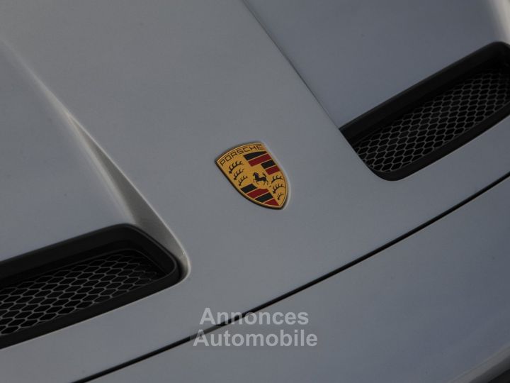 Porsche 992 GT3 Clubsport - Manual - Like New - 4