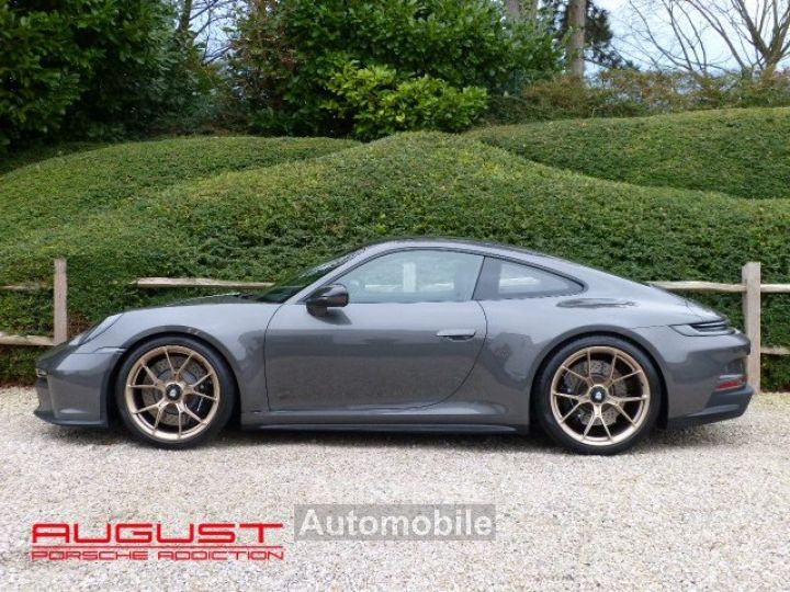 Porsche 992 GT3 Touring 2023 - 1