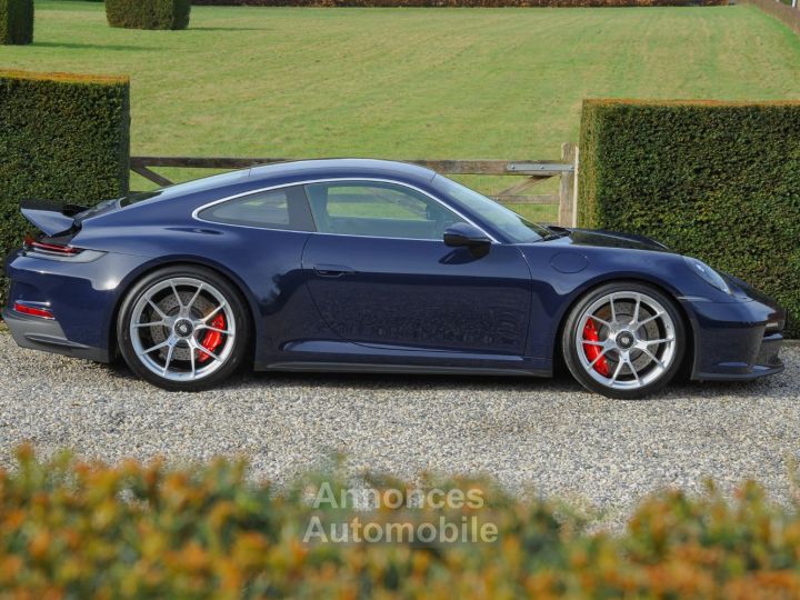 Porsche 992 GT3 Touring - Dark Sea Blue - Like New - 5