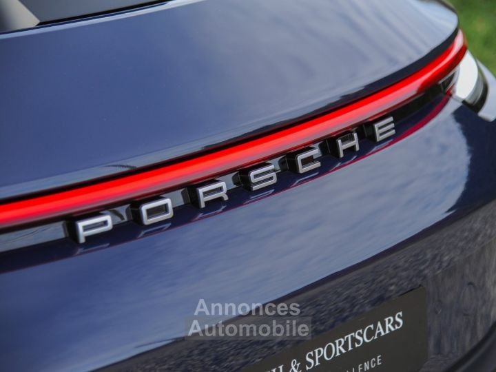 Porsche 992 GT3 Touring - Dark Sea Blue - Like New - 11