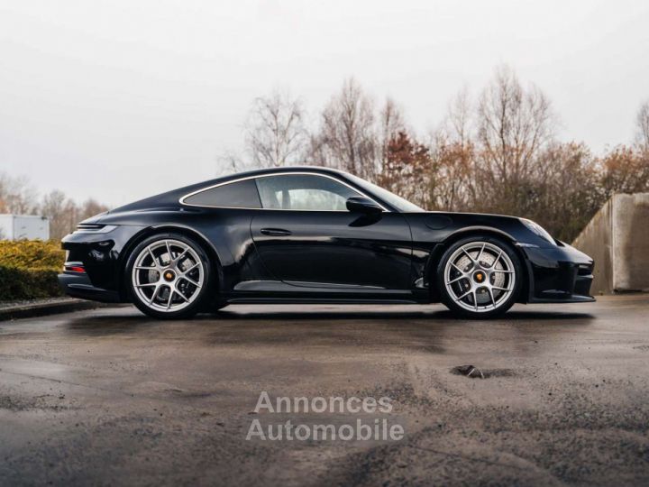 Porsche 992 S-T Lift 4.0 Heritage Editon Bucket Seats - 6