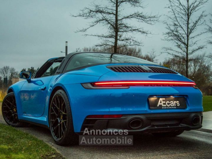 Porsche 992 TARGA 4 GTS - 1