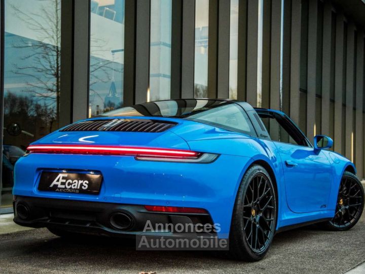 Porsche 992 TARGA 4 GTS - 4