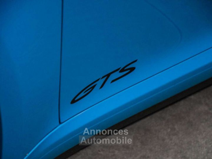 Porsche 992 TARGA 4 GTS - 12