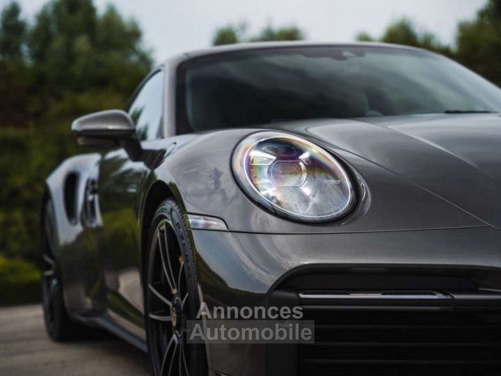 Porsche 992 Turbo S Agate Grey Pano Carbon - 4