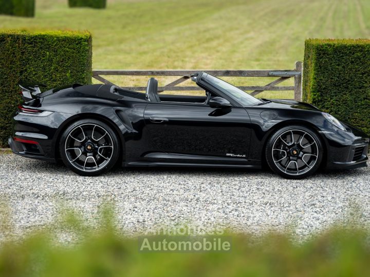 Porsche 992 Turbo S Cabriolet - 2024 - 13