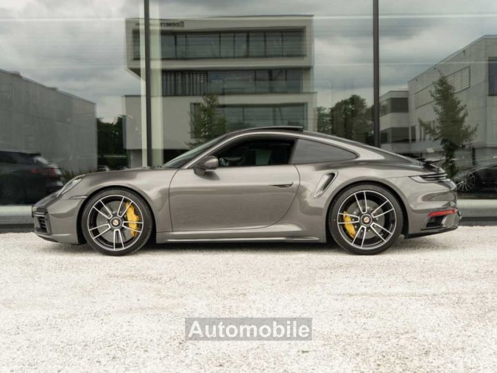 Porsche 992 Turbo S Heritage Design Lift Inno Keyless 360 Pano - 7