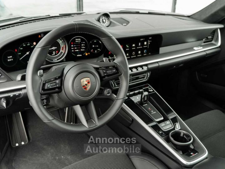 Porsche 992 Turbo S Heritage Design Lift Inno Keyless 360 Pano - 11