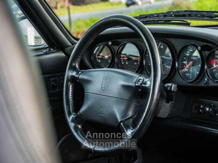 Porsche 993 911 CARRERA - 27