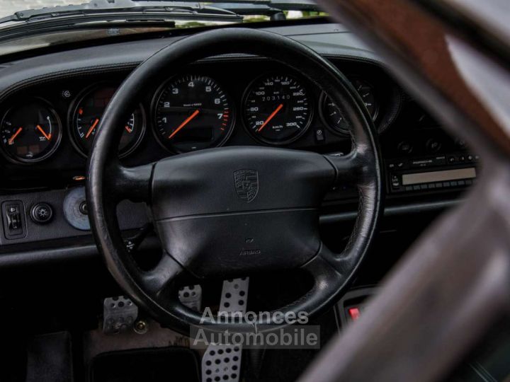 Porsche 993 911 CARRERA 4S - 20