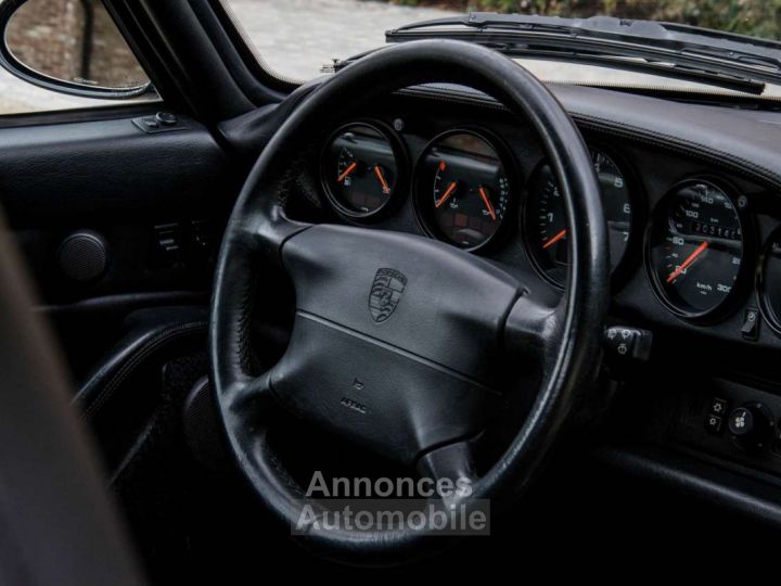 Porsche 993 911 CARRERA 4S - 24